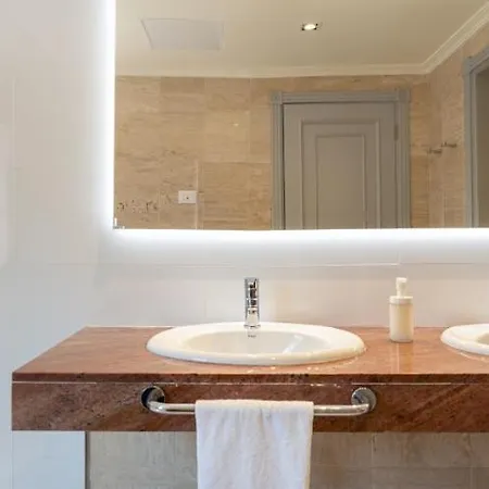 Playa De Las Americas Apartments * Playa de las Americas (Tenerife)